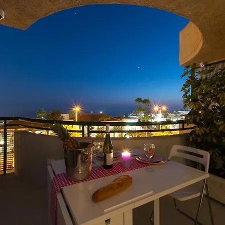 Luxury Costa 2 Apartment